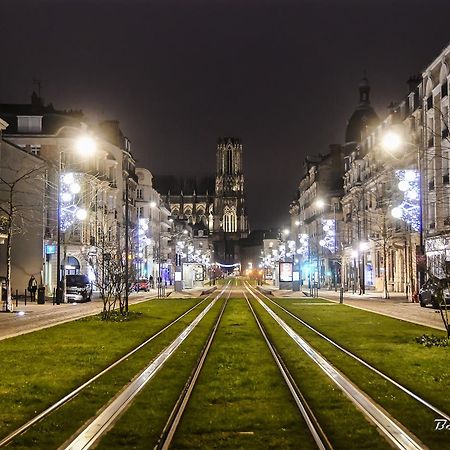 Mm Suites Cathedrale Реймс Екстер'єр фото